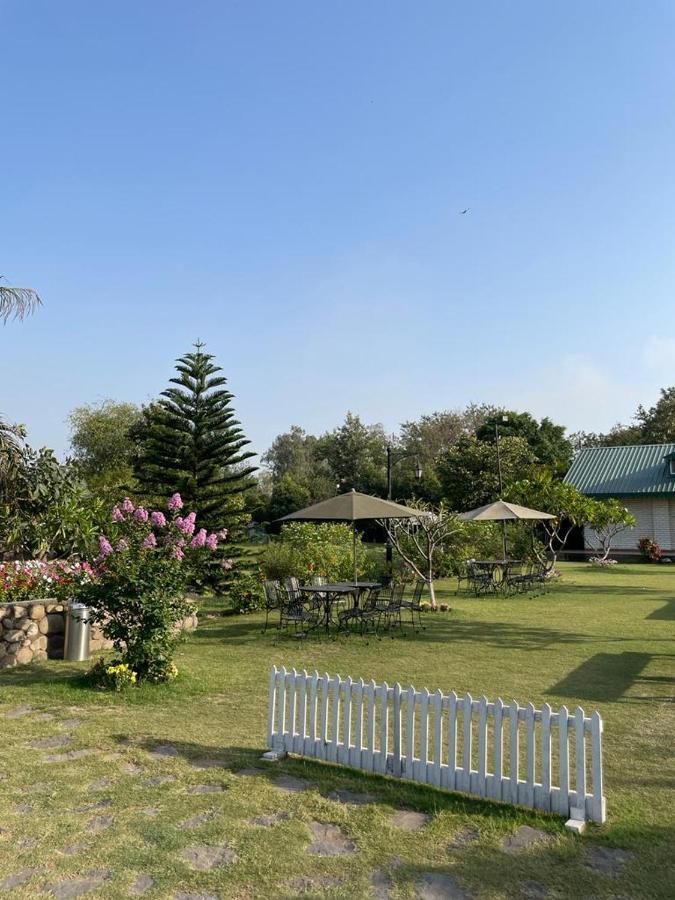 Hotel Sarai Bharatgarh Nohan Exterior foto