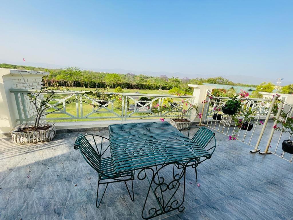 Hotel Sarai Bharatgarh Nohan Exterior foto