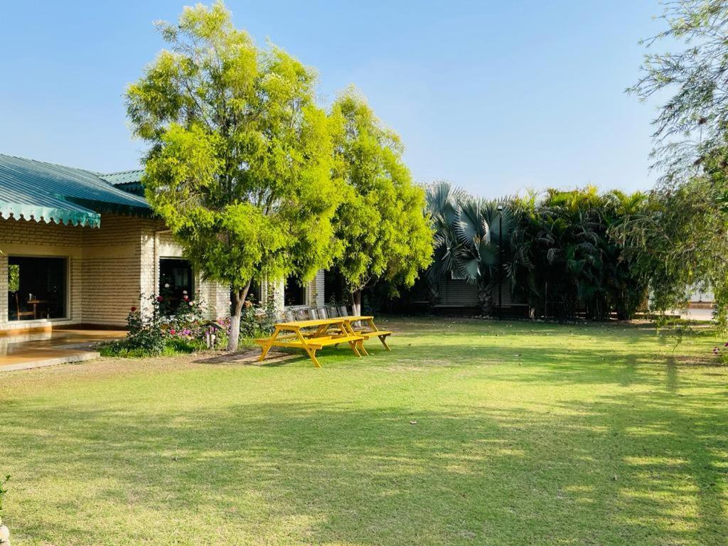 Hotel Sarai Bharatgarh Nohan Exterior foto