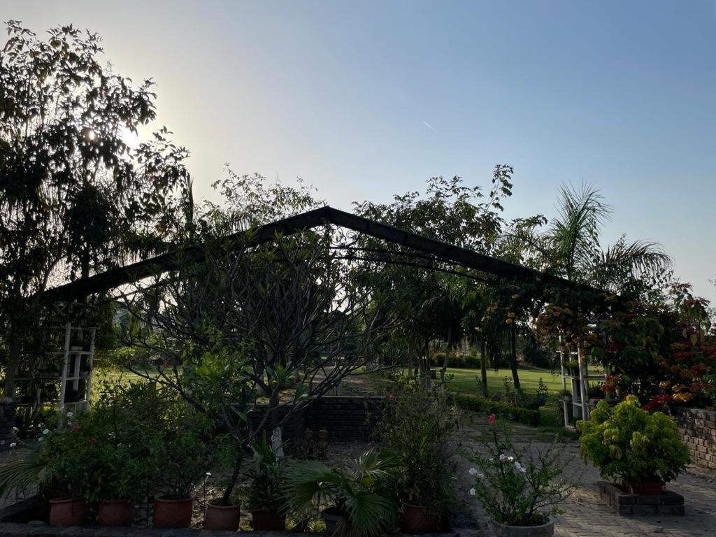 Hotel Sarai Bharatgarh Nohan Exterior foto